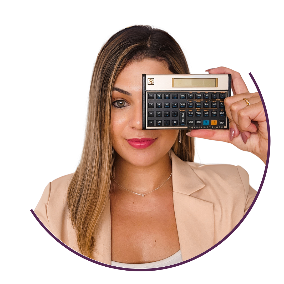 Cópia de Simplificamos sua gestão financeira para que você possa focar no crescimento da sua empresa. Descubra como o BPO financeiro pode transformar sua empresa. (Post para Instagram).png